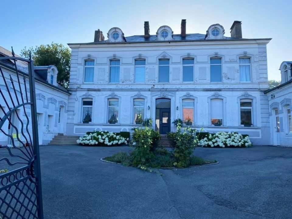 Le Clos Hucqueliers Eksteriør billede